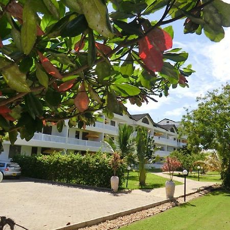 Morning Star Diani Aparthotel Diani Beach Bagian luar foto