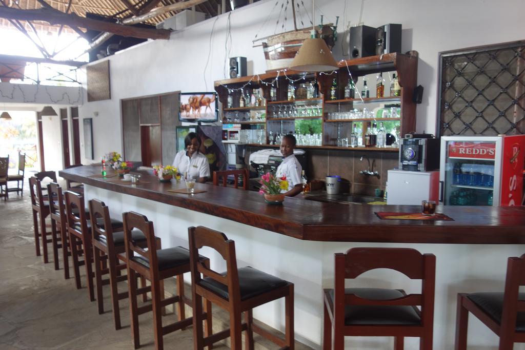 Morning Star Diani Aparthotel Diani Beach Bagian luar foto