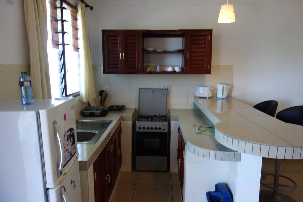 Morning Star Diani Aparthotel Diani Beach Bagian luar foto