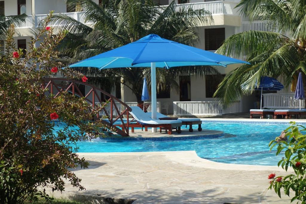 Morning Star Diani Aparthotel Diani Beach Bagian luar foto